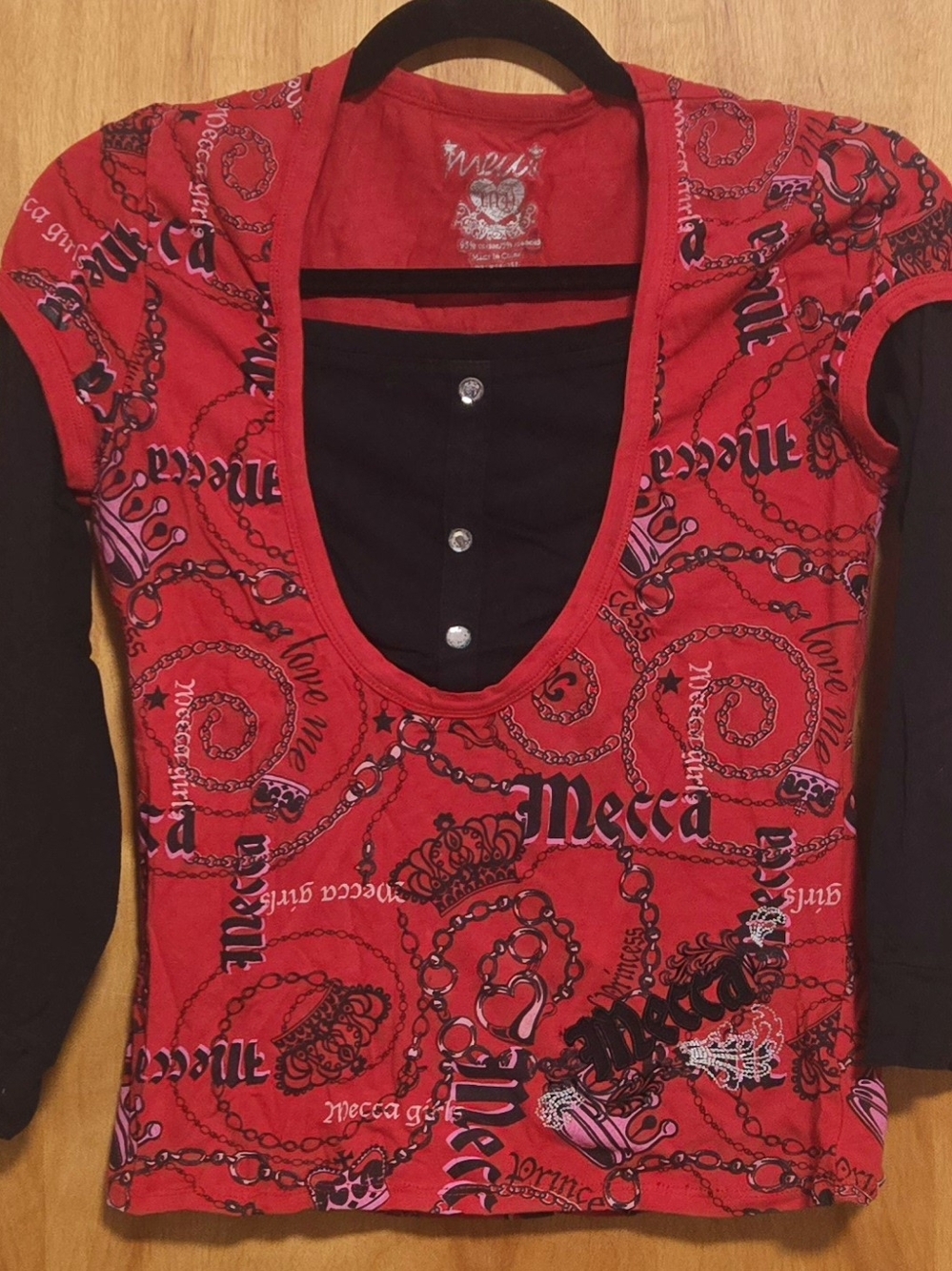 MECCA RED BLACK FASHION GIRL TOP